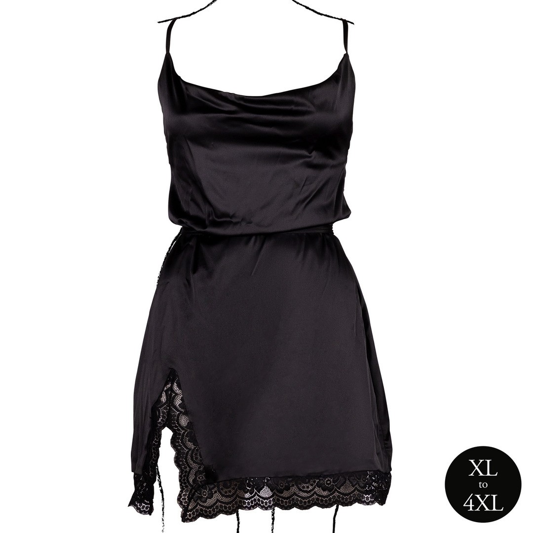VESTIDO OPEN BACK NEGRO TALLA QUEEN LE DÉSIR - Imagen 4