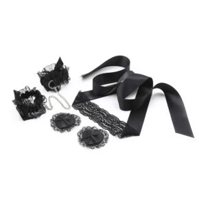 CONJUNTO DE ENCAJE NEGRO LACE ME UP CRUSHIOUS