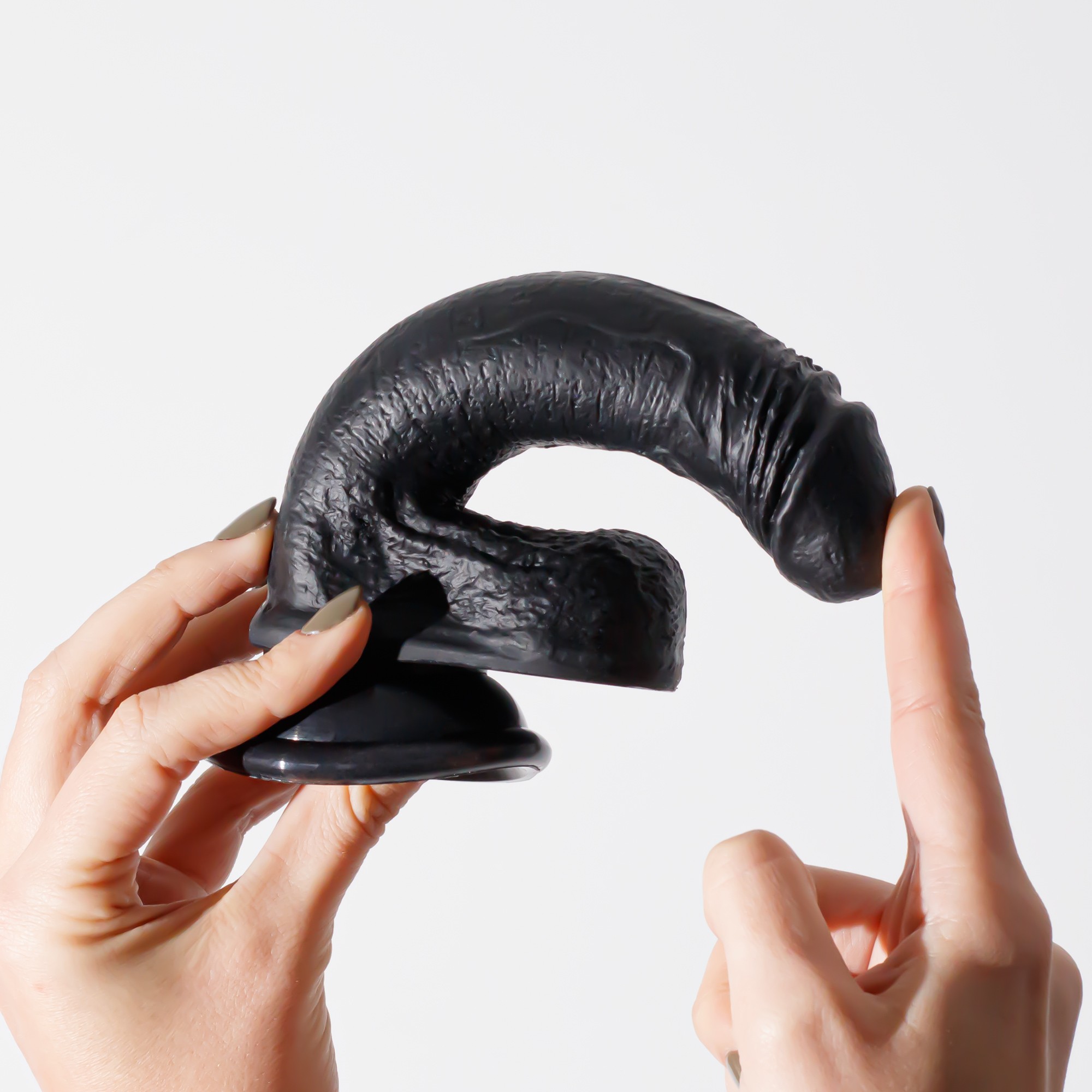 DILDO DE SILICONA LIQUIDA INVIKTUS 7 CRUSHIOUS NEGRO - Imagen 7